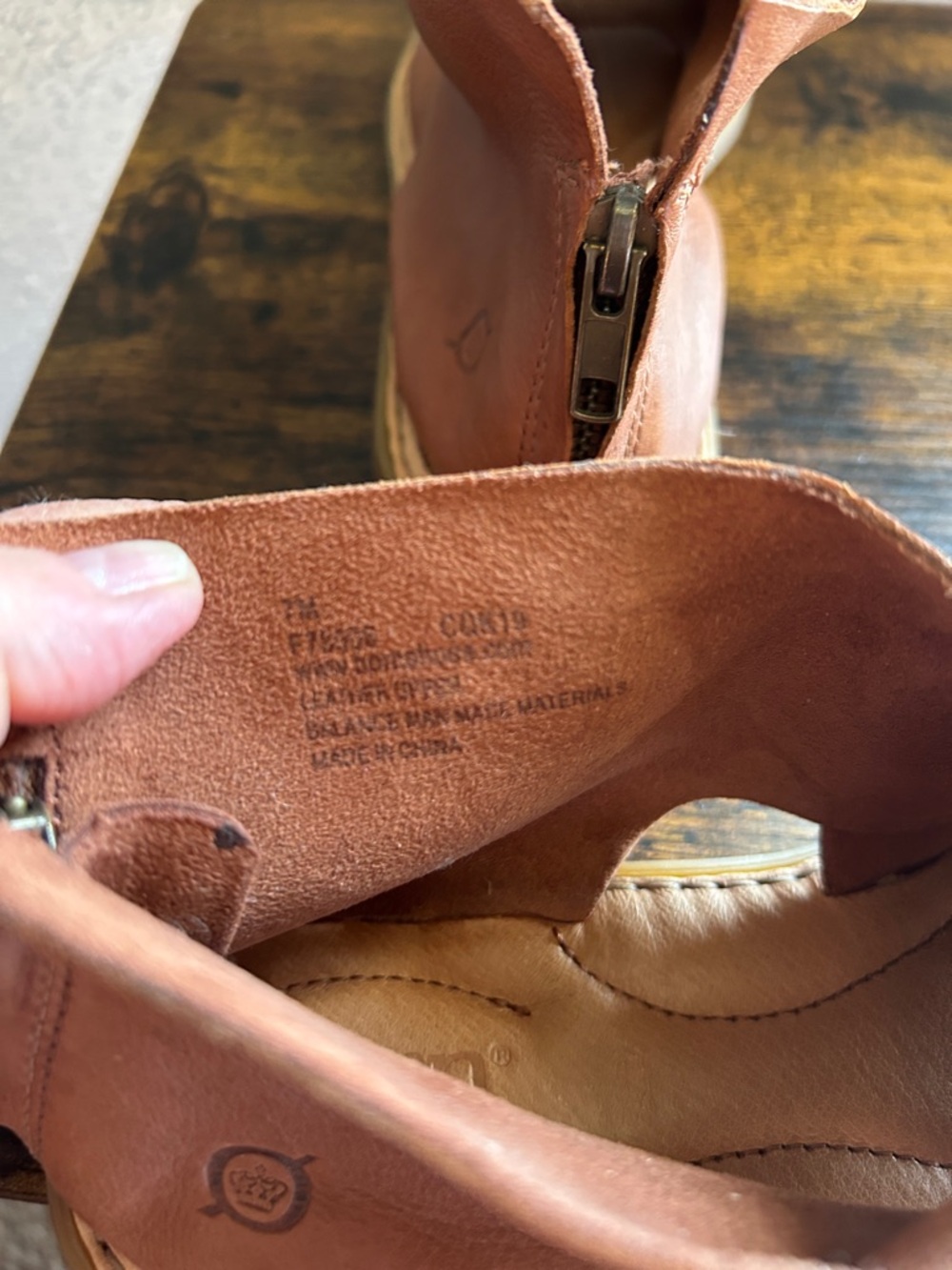 Born Women’s Brown Leather Open-Toe Sandals size 7 - Picture 4 of 7